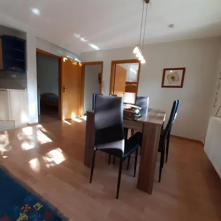 Pfaffenweiler Schwenningen Apartman *